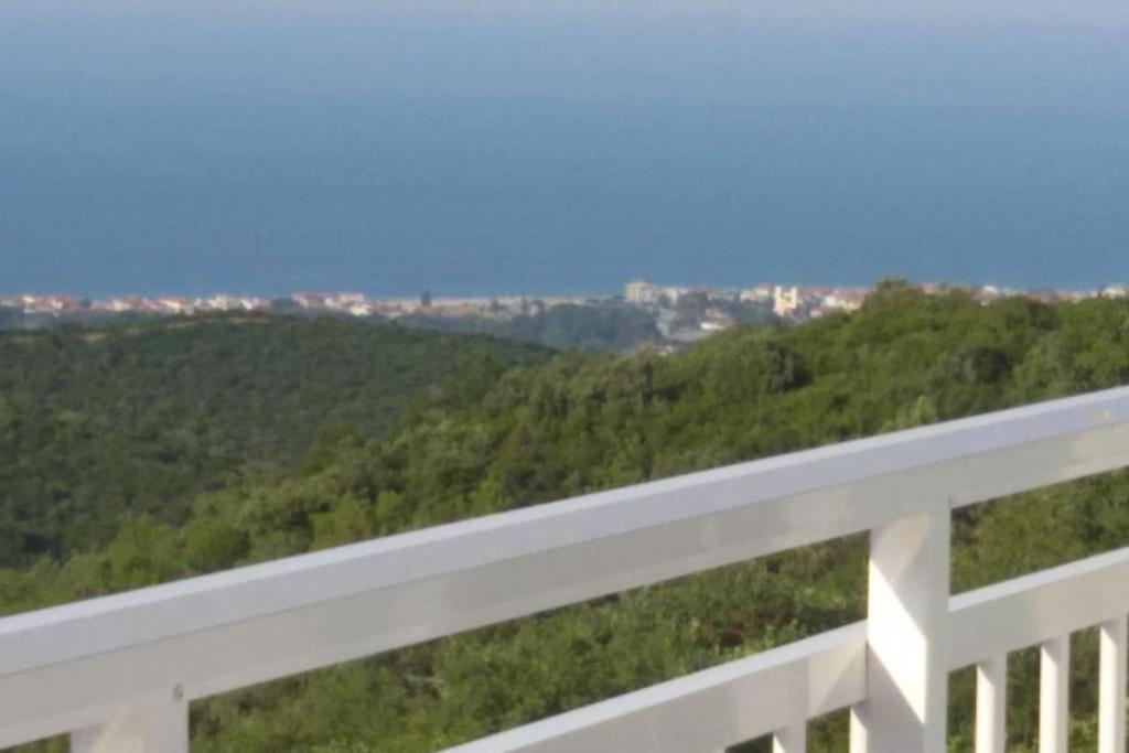 Πανοραμα Villa Aigani Luaran gambar